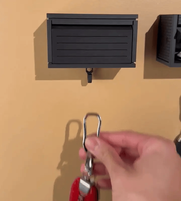 RacerHook™ – Ultimate Garage Key Hanger